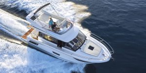 Vietyacht bàn giao du thuyền câu Merry Fisher 1095 fly đầu tiên tại Nha Trang