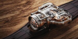 MB&F Horological Machine N° 9 “Sapphire Vision” ra mắt với giá 440.000 USD