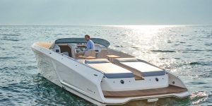 Frauscher 1212 Ghost: Bóng ma sang trọng trên đại dương