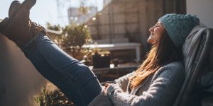 Chuyên đề Trị triệu và chữa lành (Phần 2): Trị liệu bằng ánh nắng mặt trời – Nghệ thuật xoa dịu tâm hồn