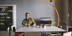 House of Luxe: Nội thất Memphis – Lựa chọn hàng đầu của Karl Lagerfeld, G-Dragon, Jisoo và Bella Hadid