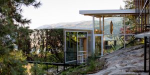 Bài toán kiến trúc: Mở rộng không gian trên mỏm đá đầy thử thách