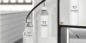 Chai nước chỉ là chai nước, nhưng vì sao chai nước Chanel No.5 L’Eau có giá 75 USD?