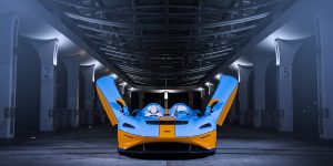 Mãn nhãn với siêu xe McLaren Elva phiên bản Gulf Theme vừa cập bến Việt Nam