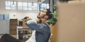 LUXUO Health: 7 dấu hiệu cơ thể & cách khắc phục