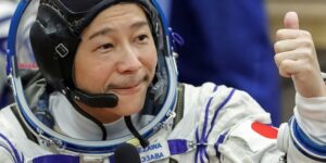 Tỉ phú Yusaku Maezawa cùng Richard Mille phiêu lưu đến Trạm không gian ISS