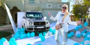 Màu xanh Tiffany & Co. đến giới siêu xe: Chào đón G-Wagon của Supercar Blondie