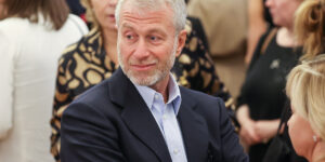 Bộ sưu tập siêu xe, du thuyền và máy bay của tỷ phú Roman Abramovich