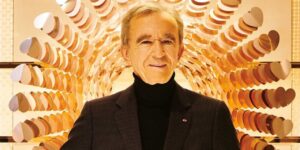 Liệu Bernard Arnault có thể ở lại LVMH cho đến năm 80 tuổi?