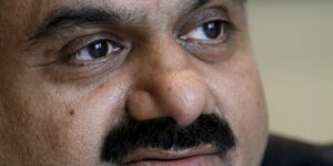 Gautam Adani gia nhập cùng Musk, Bezos trong câu lạc bộ tỷ phú