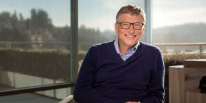 Bill Gates chia sẻ CV cách đây 48 năm – Một chi tiết đắt giá cần ghi nhớ