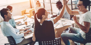 “Công ty là gia đình” – Một phép ẩn dụ độc hại