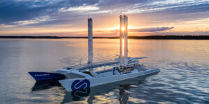 Khám phá siêu tàu Energy Observer đang dừng chân tại thành phố Hồ Chí Minh