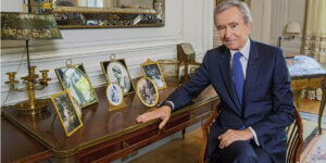 Tỷ phú Bernard Arnault tái cấu trúc cổ phần của LVMH