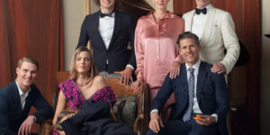 Giới siêu giàu nước Mỹ – Góc nhìn soi mói từ kẻ trong cuộc