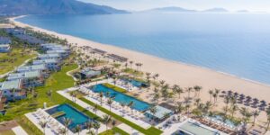 LUXUO Property of the Week: Bất động sản nghỉ dưỡng phục hồi chậm