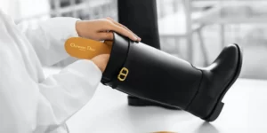 Lấy cảm hứng từ nghệ thuật cưỡi ngựa, DIOR đã làm nên tuyệt tác Empreinte như thế nào?