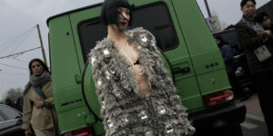 LUXUO Point: Cần 3 triệu USD để mua đồ trong cửa hàng Gucci siêu cao cấp