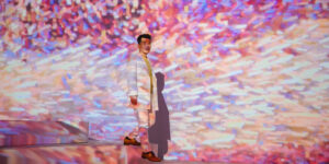 Triển lãm “LIT – Bật Sáng”: Từ tiếng lóng Internet đến diễn ngôn nghệ thuật