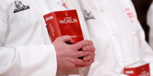 Dining Library: Mặt trái của Michelin Guide và những ngôi sao danh vọng