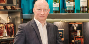 Đại sứ thương hiệu toàn cầu của Diageo, Ông Ewan Gunn: Phải hiểu whisky trước, rồi mới có thể hiểu được Mortlach
