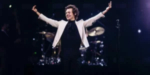 Harry Styles sở hữu sự nghiệp và tải sản xa hoa như thế nào?