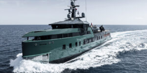 Damen Yachting SeaXplorer 58: Xưng danh phong thái hải quân