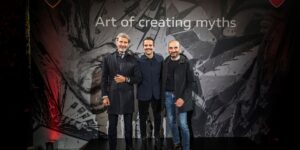 Automobilei Lamborghini và Ducati tôn vinh nghệ thuật của Paolo Troilo