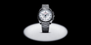 Omega ra mắt phiên bản Speedmaster Moonwatch với phong cách mặt số mới