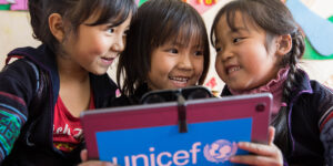 Clé de Peau Beauté và UNICEF hoàn thành hơn một nửa mục tiêu ba năm: Trao quyền cho 5,7 triệu trẻ em gái thông qua giáo dục STEM