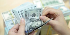 Standard Chartered điều chỉnh dự báo tỷ giá USD-VND, phản ánh xu hướng kinh tế thay đổi