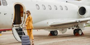 Nghệ thuật ứng xử: 7 quy tắc vàng khi đặt chân lên chuyên cơ