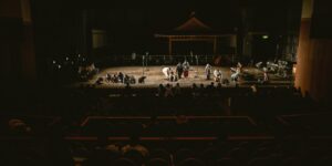 Hòa vào dòng chảy: Trình diễn ngẫu hứng với contact Gonzo và Masamitsu Araki