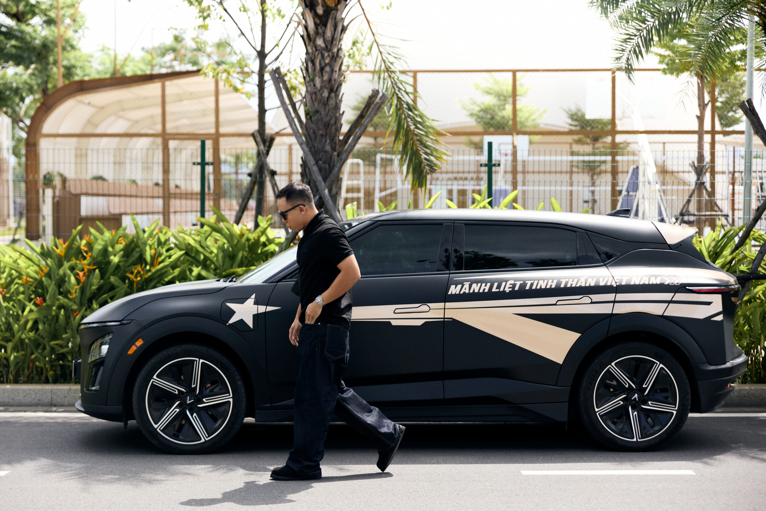 VinFast VF7 - reverse ride - touliver - remix - phù thủy âm nhạc - sáng tác - luxuo 6