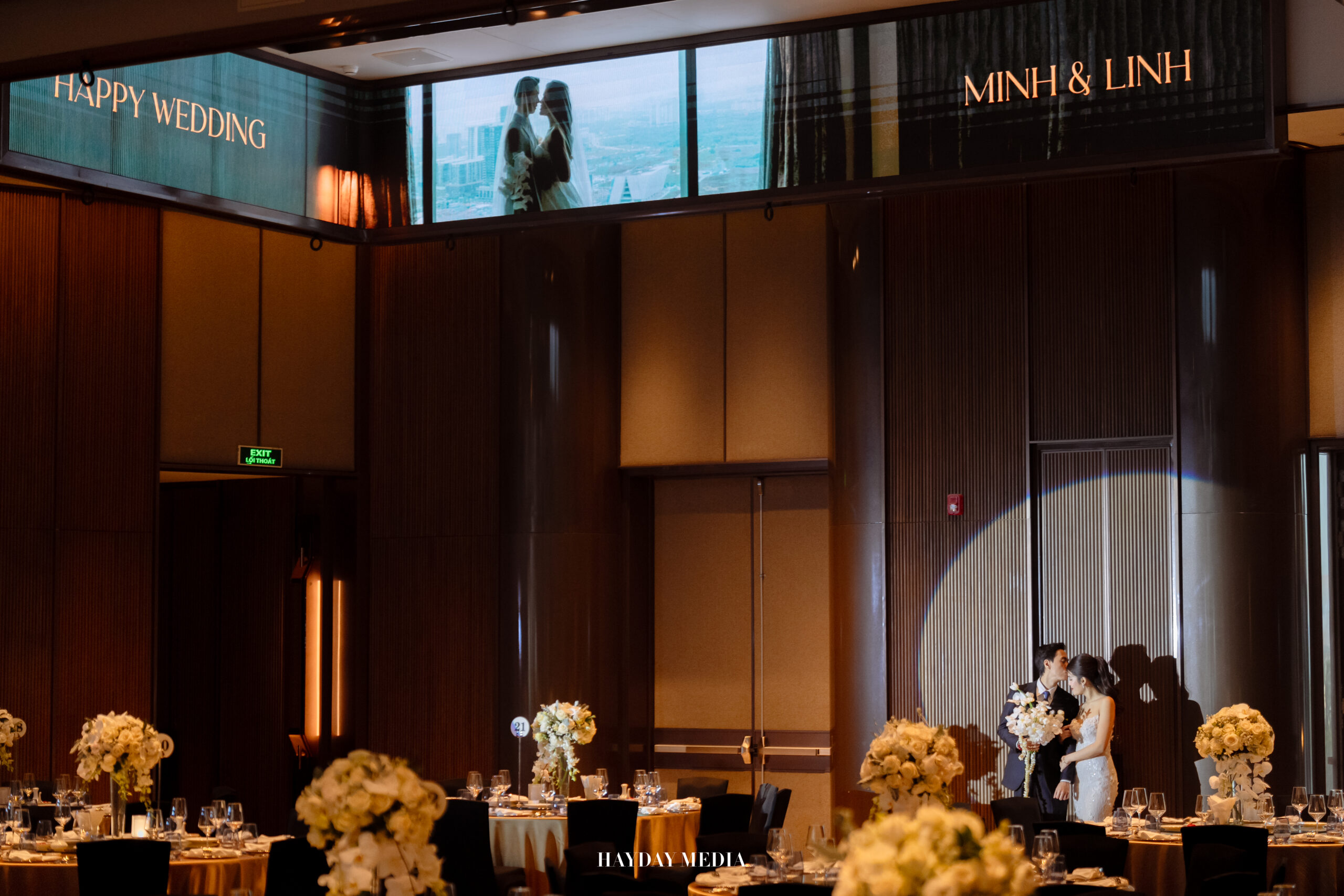 Hilton Saigon - Wedding Destination I do - lễ cưới thành thị - Wedding Symphony - Luxuo4