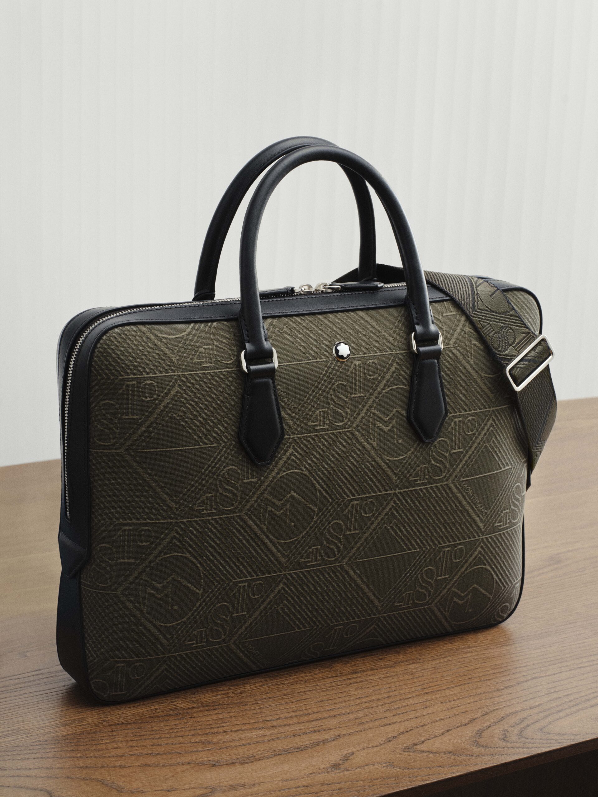 Montblanc - bst đồ da - thu đông 2025 - lifestyle - luxuo 8