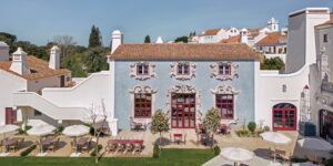 Travel Luxe: Bước ngoặc táo bạo trong lĩnh vực khách sạn của Christian Louboutin