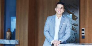 The Travel Luxe Issue: GM Tim Sainsbury – Định hình bản lĩnh bền vững cho Conrad Bangkok