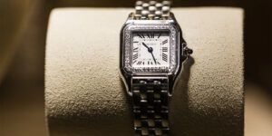 Đồng hồ Thụy Sỹ trong cơn sốt chồng sốt