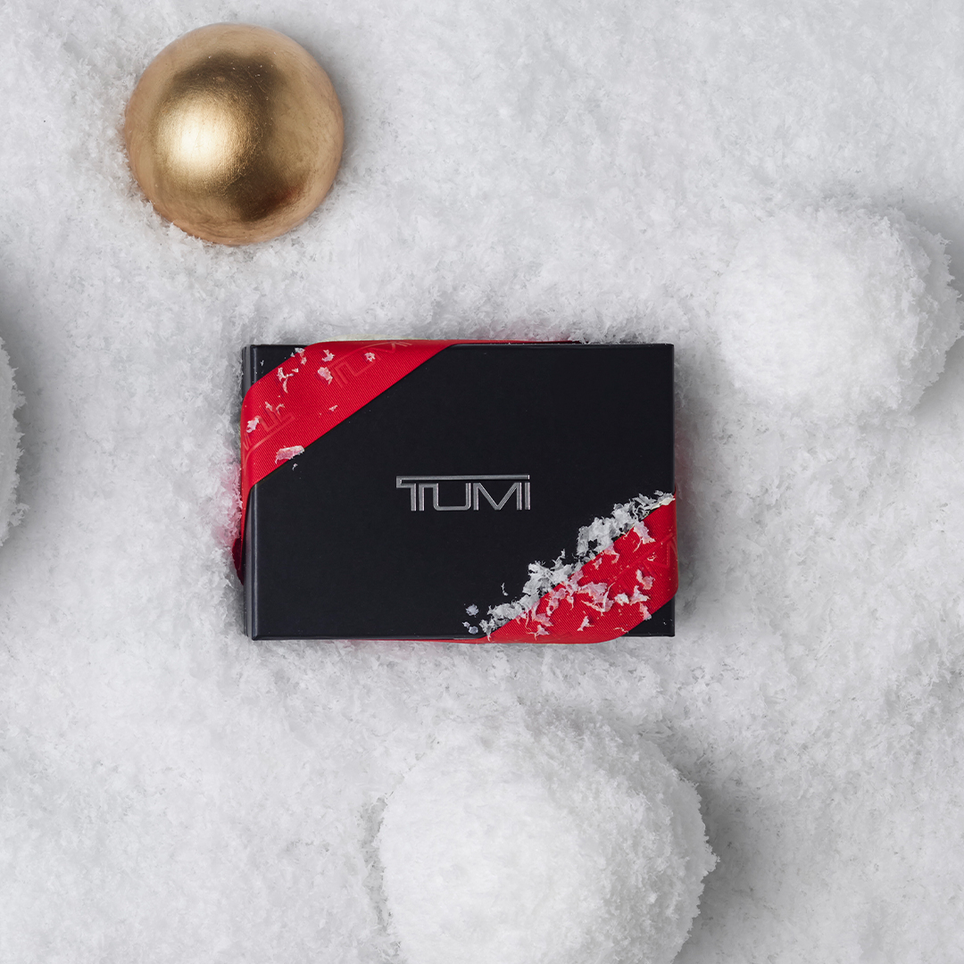 TUMI - phụ kiện thời trang - mùa lễ hội - quà tặng cao cấp - phụ kiện du lịch - thanh lịch - luxuo 2