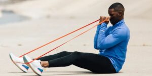 Tập thể dục với dây kháng lực chỉ 30 phút mỗi ngày để có cơ thể săn chắc